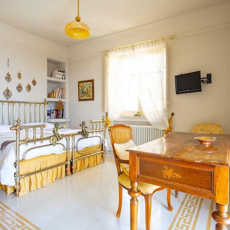 サンタ・フラーヴィア Solemar Sicilia - Casa Porto Bagneraヴィラ エクステリア 写真